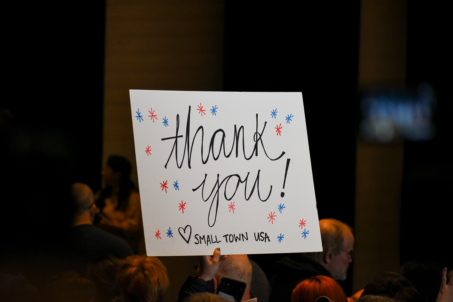 Cassidy Brown holds a sign she made thanking Buttigieg for running for president. (Justin Hicks/IPB News)